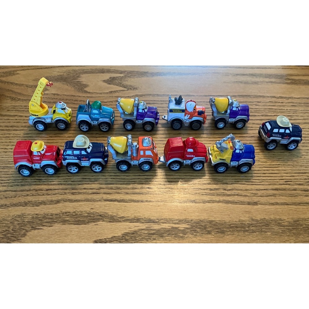 Tonka Chuck and Friends Toy Vehicle Lot 11 Piece Set Construction Trucks Crane - Picture 2 of 4